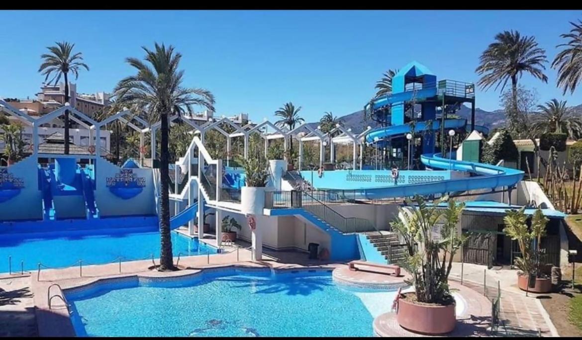 Stefys Beach Apartment Benalmádena Eksteriør billede