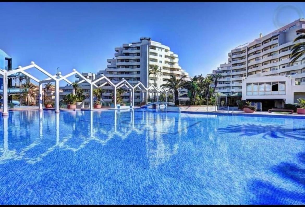 Stefys Beach Apartment Benalmádena Eksteriør billede
