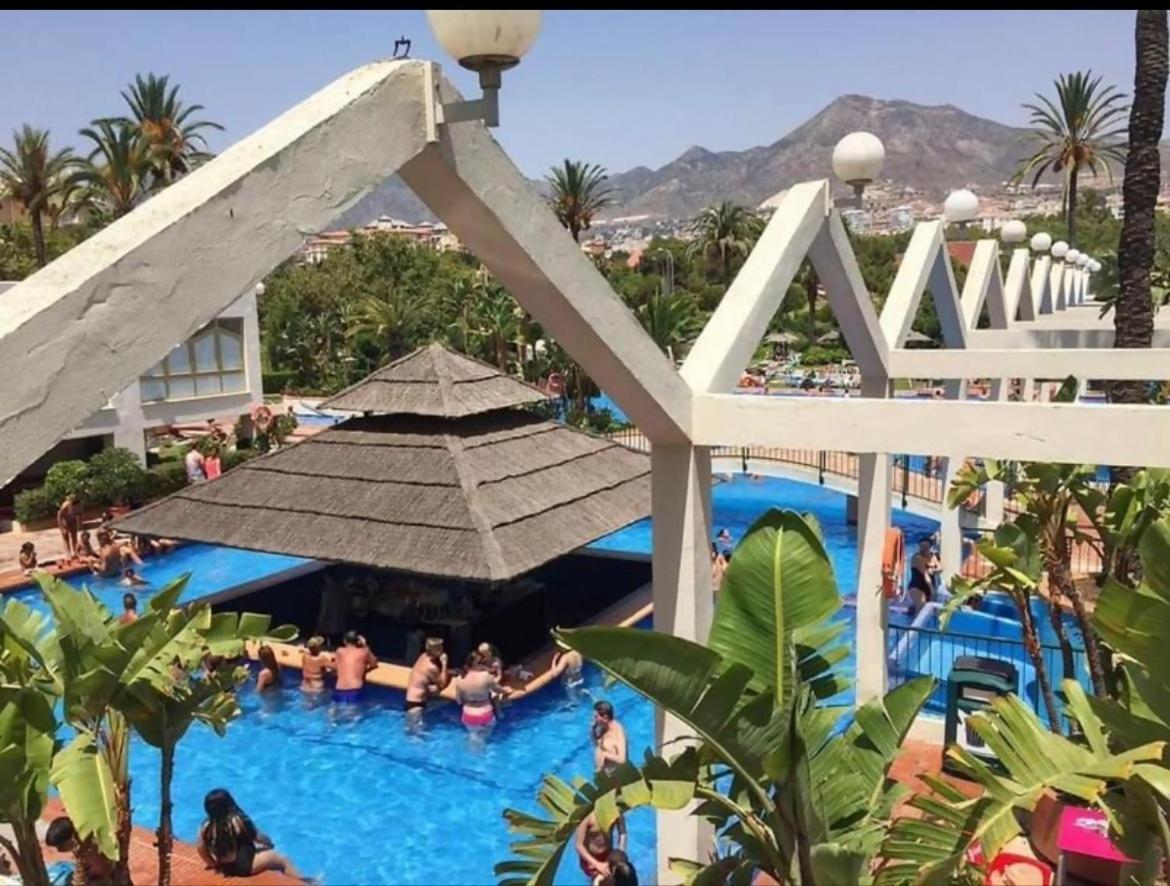 Stefys Beach Apartment Benalmádena Eksteriør billede